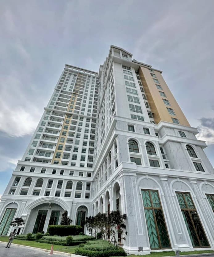 The Empire Tower Pattaya — студия в центре — фото 7